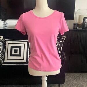 Lilly Pulitzer Women's Pink Short Sleeve Crewneck Top. Medium